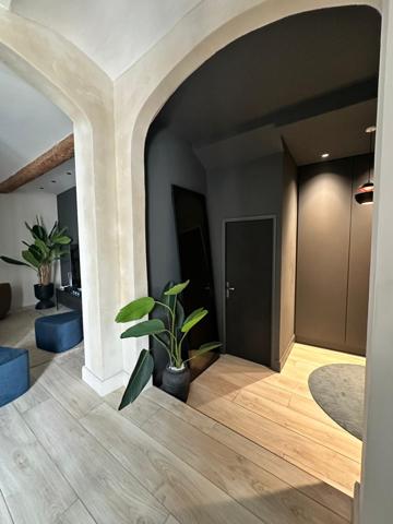 Avignon (84000) Appartement 96 m2 avec terrasse entièrement rénové