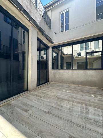 Avignon (84000) Appartement 96 m2 avec terrasse entièrement rénové