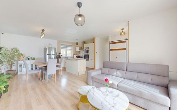 Maison à vendre    4 pièces •  Knutange