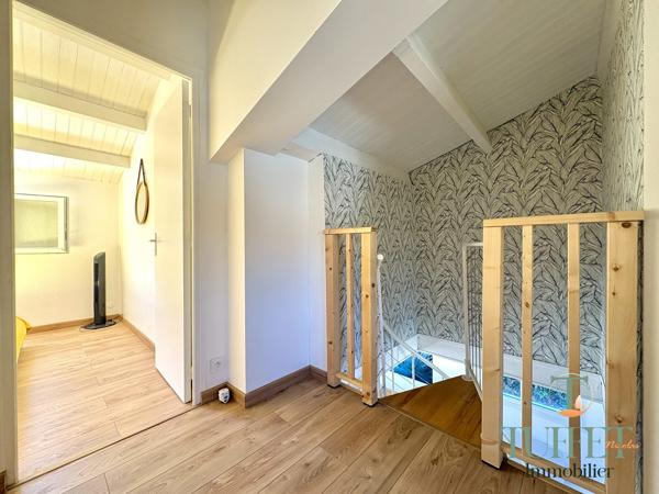 RONCE-LES-BAINS – Maison familiale rénovée, clé en main, à pied de la plage !