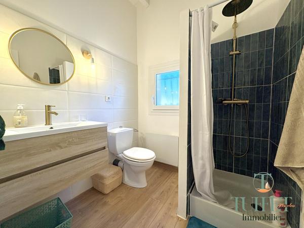 RONCE-LES-BAINS – Maison familiale rénovée, clé en main, à pied de la plage !