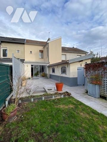 Claimarais, Maison de 7 pièces avec jardin