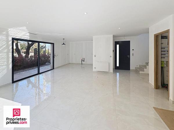 Villa T4 neuve avec garage sur 488 M² clos