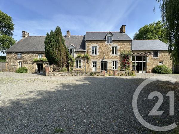 Maison à vendre  14 pièces - 383,90 m2 NOYAL SOUS BAZOUGES - 35