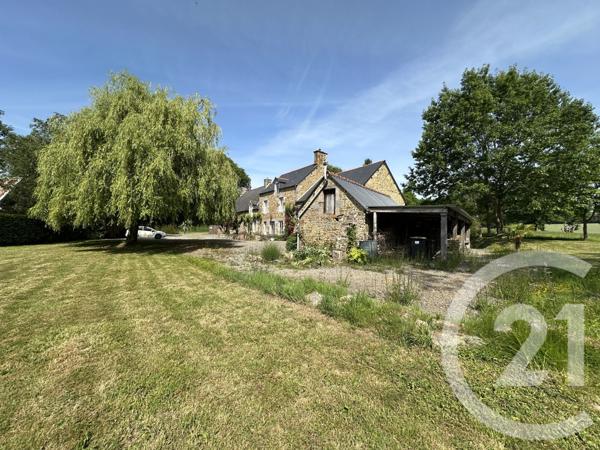 Maison à vendre  14 pièces - 383,90 m2 NOYAL SOUS BAZOUGES - 35