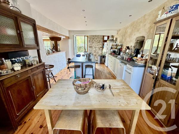 Maison à vendre  14 pièces - 383,90 m2 NOYAL SOUS BAZOUGES - 35