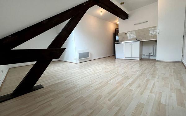 Appartement à louer    1 pièce • 19,50 m2 Chauny