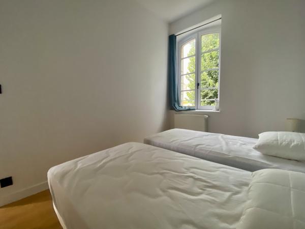 T3 en duplex parfait état idéalement situé entre vieux port et allée du Mail