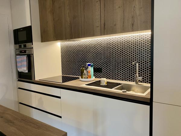 T3 en duplex parfait état idéalement situé entre vieux port et allée du Mail
