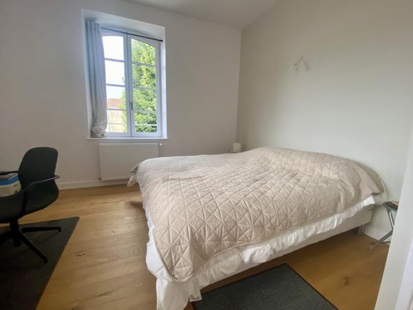 T3 en duplex parfait état idéalement situé entre vieux port et allée du Mail