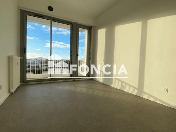 Location Appartement 3 pièces 56.69 m² - 9 RUE DE NORVEGE La Rochelle 17000