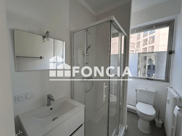 Location Appartement 3 pièces 56.69 m² - 9 RUE DE NORVEGE La Rochelle 17000