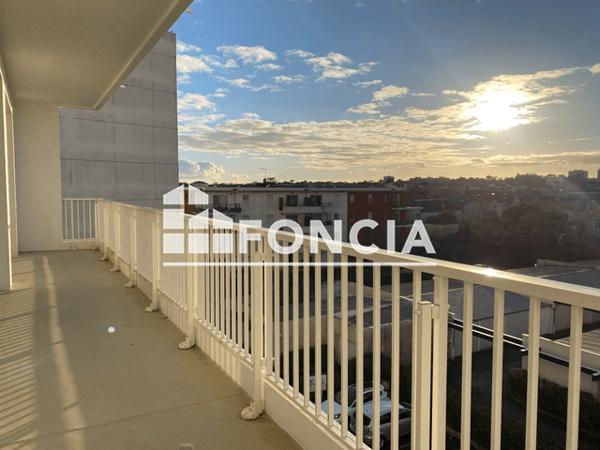 Location Appartement 3 pièces 56.69 m² - 9 RUE DE NORVEGE La Rochelle 17000