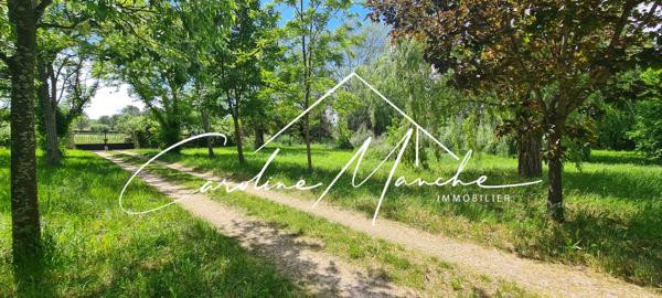 Grande maison + garage sur terrain de 6500 m² divisible