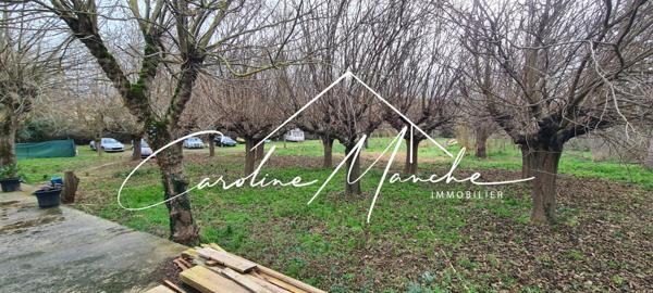 Grande maison + garage sur terrain de 6500 m² divisible