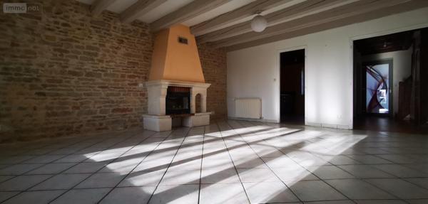 Maison rurale à vendre à Brennes en Haute-Marne (52200), ref : SGAUR111264