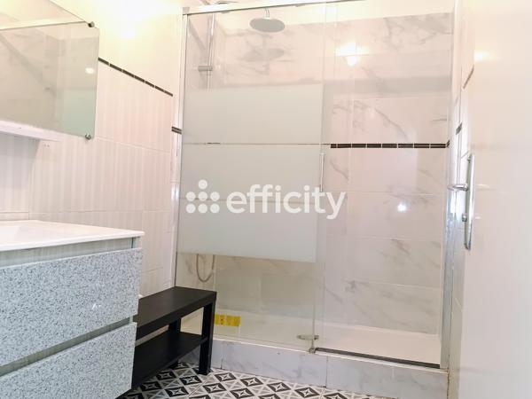 Appartement
         3 pièces
        - 71 m² 156 200 € *