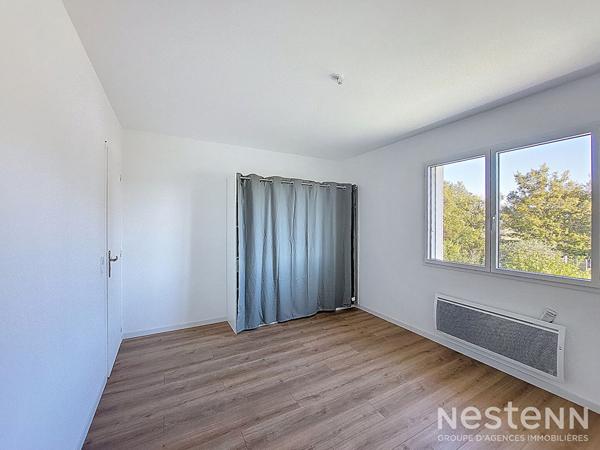 A Vendre Maison neuve construite en 2024 avec trois chambres, garage et jardin