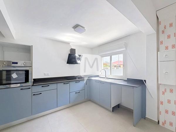 DPT GUYANE, à louer RÉMIRE-MONTJOLY Appartement T4 de 97,66 au rez-de-chaussée