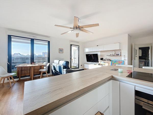 APPARTEMENT 2 CHAMBRES A COLOMBES