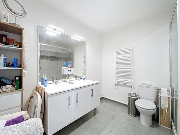 APPARTEMENT 2 CHAMBRES A COLOMBES