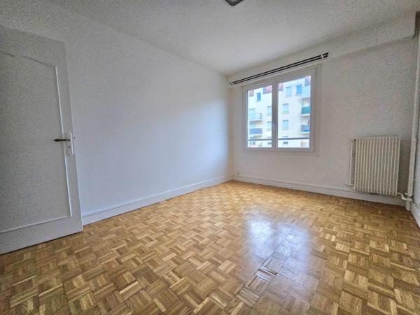 Appartement 3 pièces – 67 m² – 2 parkings