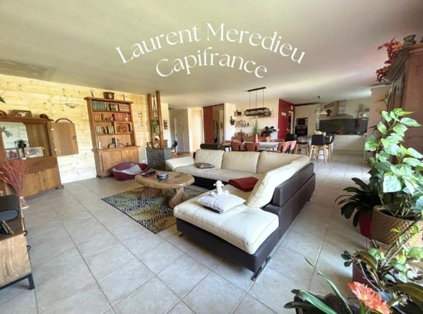 Maison contemporaine de 160 m² avec piscine