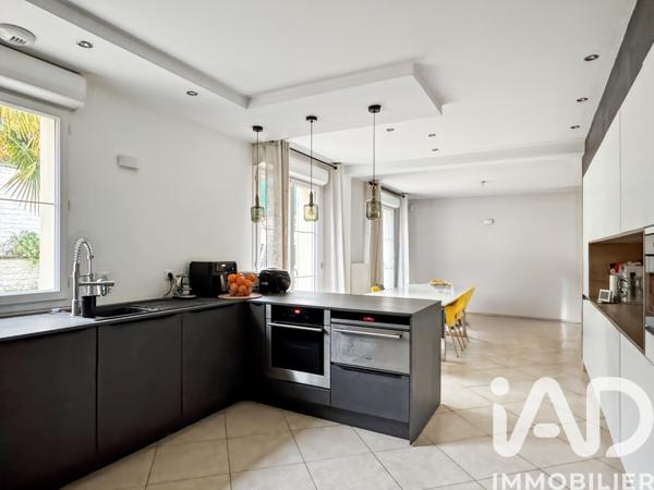 Maison à vendre 7 pièces 185 m² La Ville-du-Bois
