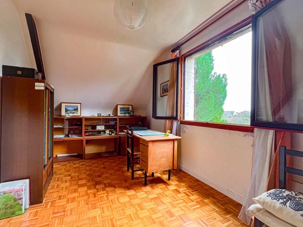 ANGERS secteur la Baumette - Maison à rénover sur parc arboré de 2 000 m² !