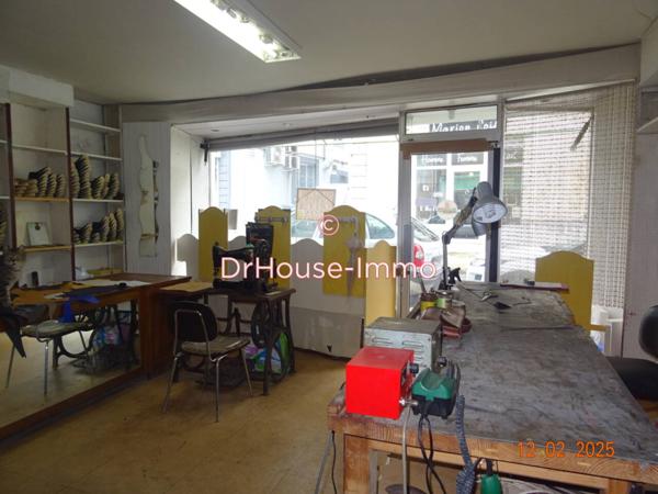 Immeuble à vendre 9 pièces de 220 m²