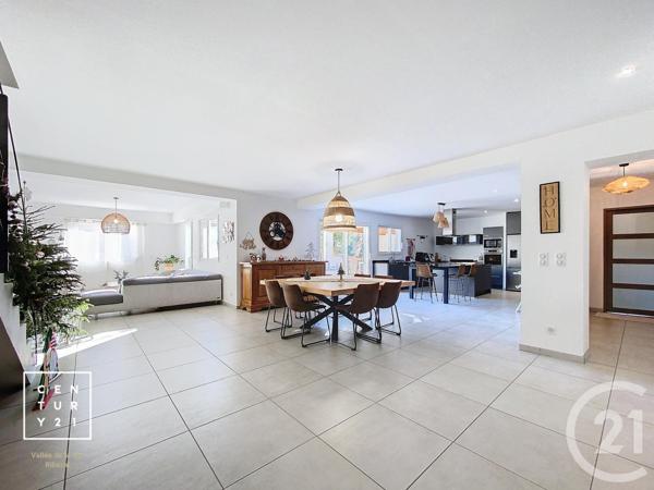 Maison à vendre  10 pièces - 420 m2 LE SOLER - 66