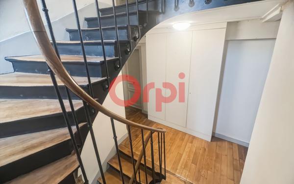 Appartement à vendre    2 pièces • 30 m2 Paris 17