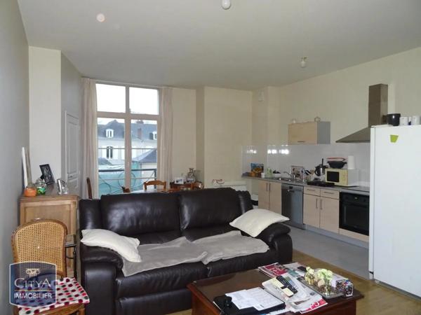 Appartement à louer 3 pièces 64.65m² Laval (53000)