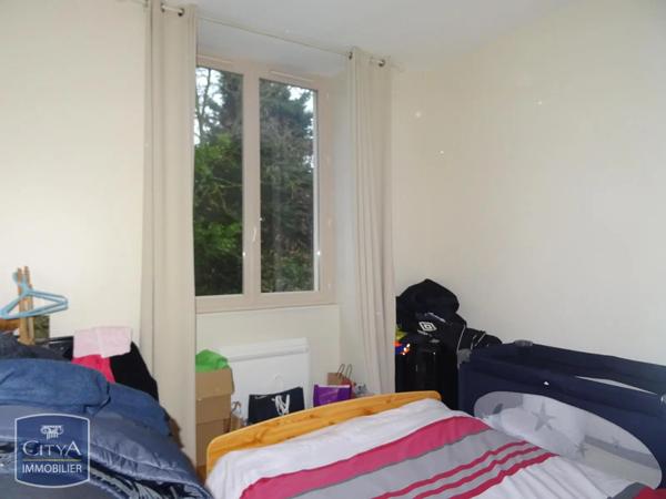 Appartement à louer 3 pièces 64.65m² Laval (53000)