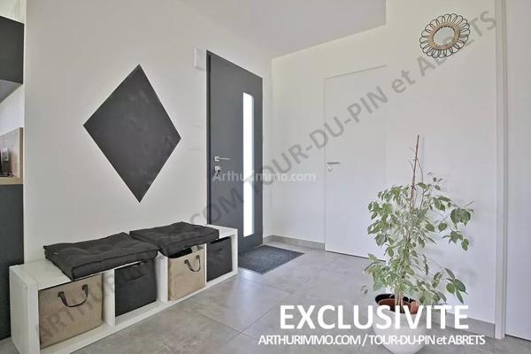 Vente Maison 4 pièces 99 m2 à La Tour-du-Pin