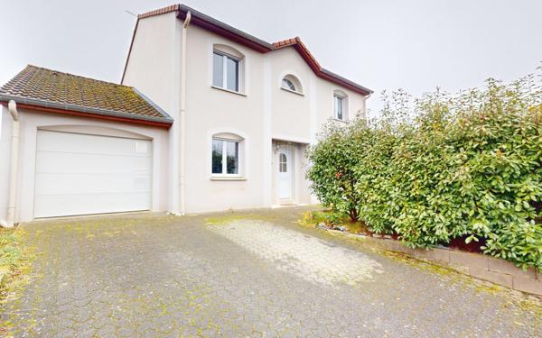 Maison à vendre    7 pièces •  Briey