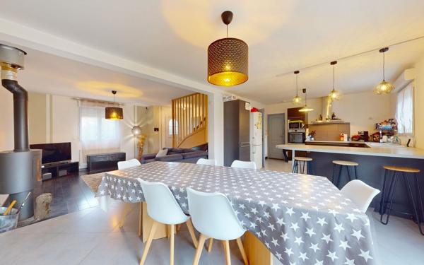 Maison à vendre    7 pièces •  Briey