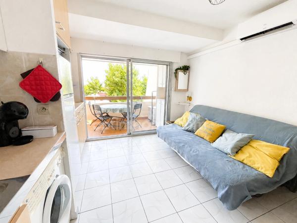 T2 rénové de 24 m² avec terrasse, climatisation et accès plage à Marseillan-Plage (34)
