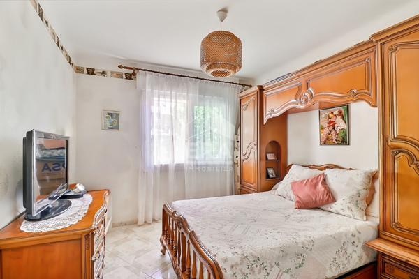 A Vendre appartement Type 4 de 121m2 à Marseille 13005 Monte Cristo
