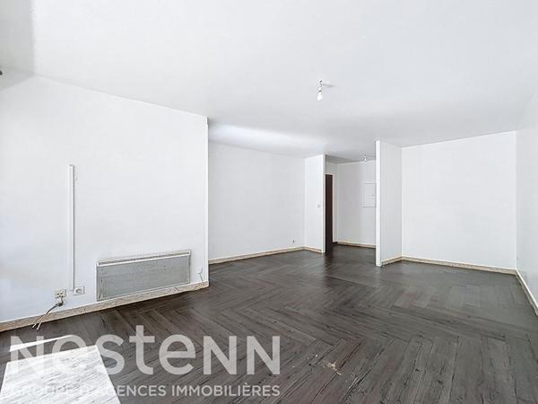 À Vendre !! Appartement T3 de 75 m² avec Garage Privatif dans le Centre-Ville de Salon-de-Provence