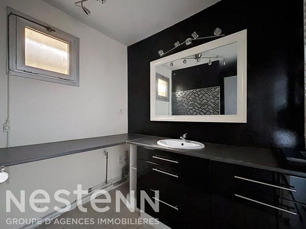 À Vendre !! Appartement T3 de 75 m² avec Garage Privatif dans le Centre-Ville de Salon-de-Provence