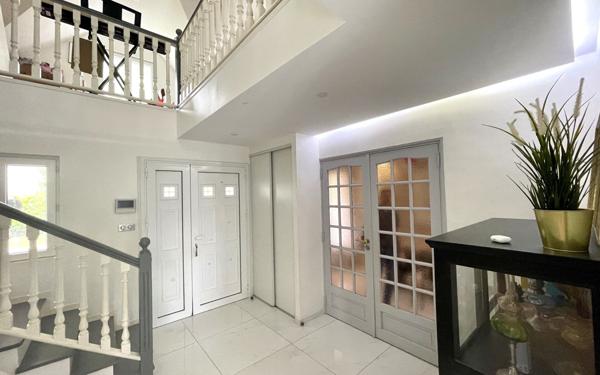 Maison à vendre    5 pièces • 147 m2 Laigneville