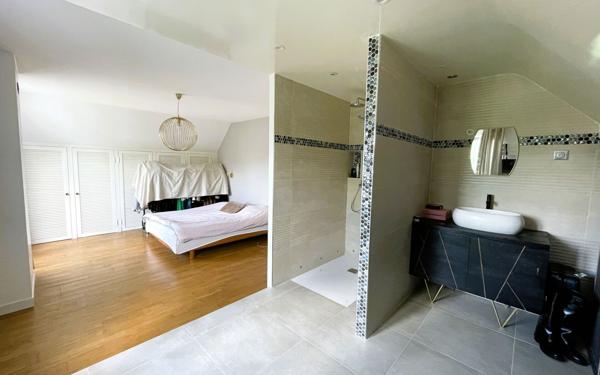 Maison à vendre    5 pièces • 147 m2 Laigneville