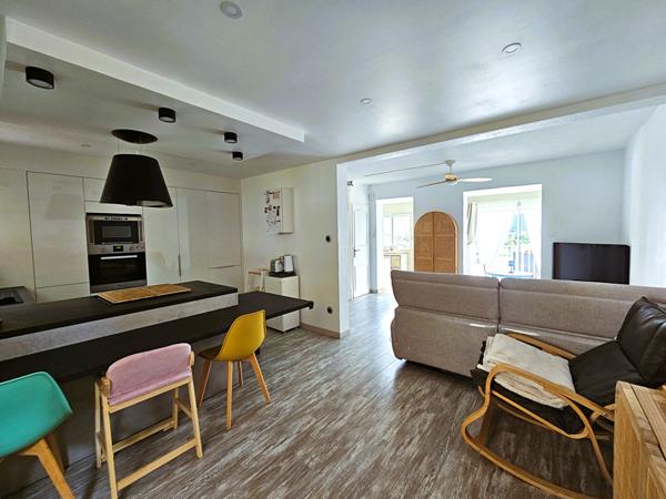 Maison à vendre 4 pièces 98 m² - LA CRAU Secteur calme, résidentiel, vue dégagée.