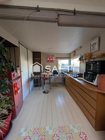 BRETAGNE-MAISON LES PIEDS DANS L'EAU