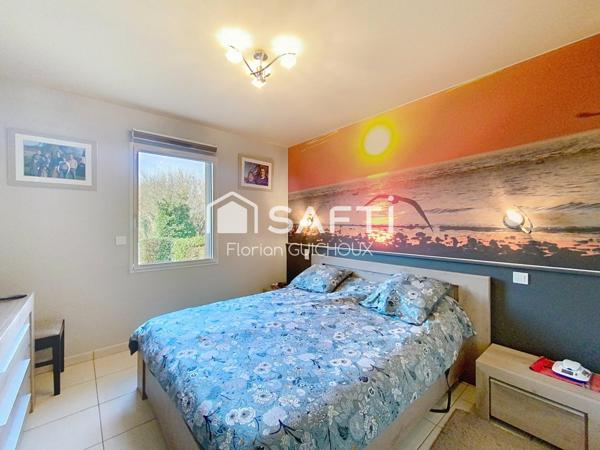 Maison familiale avec jardin et véranda à Briec