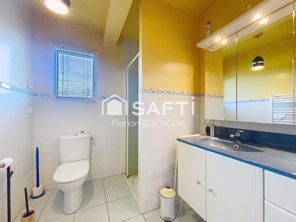 Maison familiale avec jardin et véranda à Briec