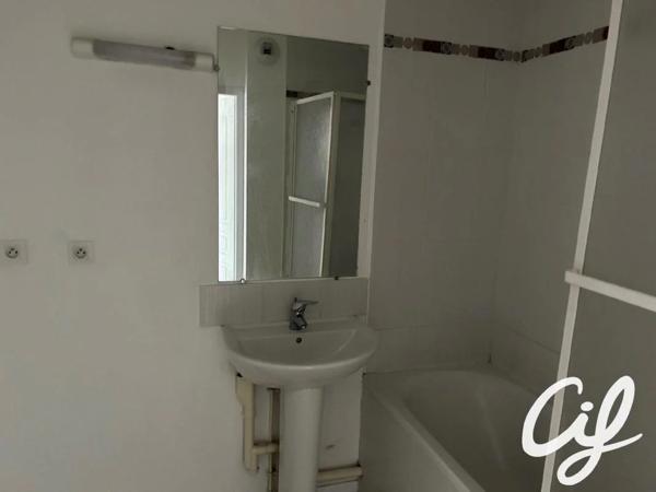 Appartement à vendre à Roche-sur-Yon (85000)