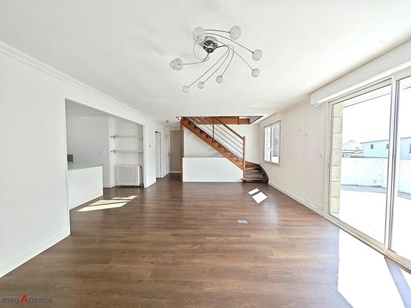 Maison à PLUNERET, 56400 - 6 pièces 129m²