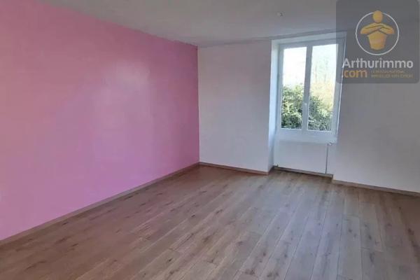 Vente                                                      Maison
                        
                     8 pièces                      273 m2                     à Saint-Laurent-Nouan